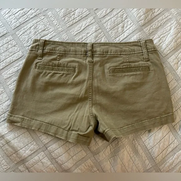 Market & Spruce Shorts size 4 - Picture 2 of 6